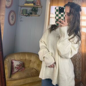 NWT American Eagle Outfitters // crew neck sweater